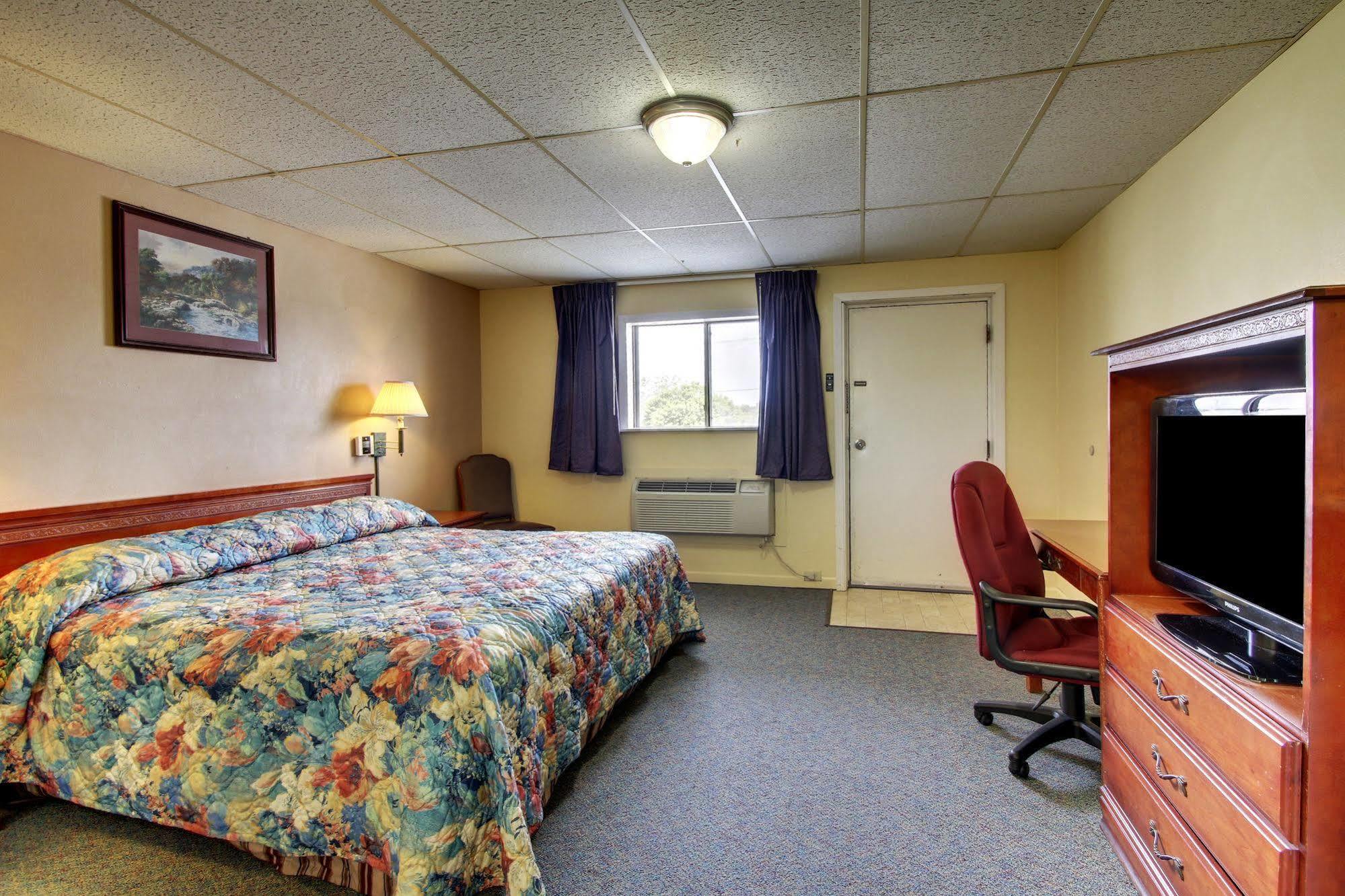 Star Motel Macomb Екстериор снимка