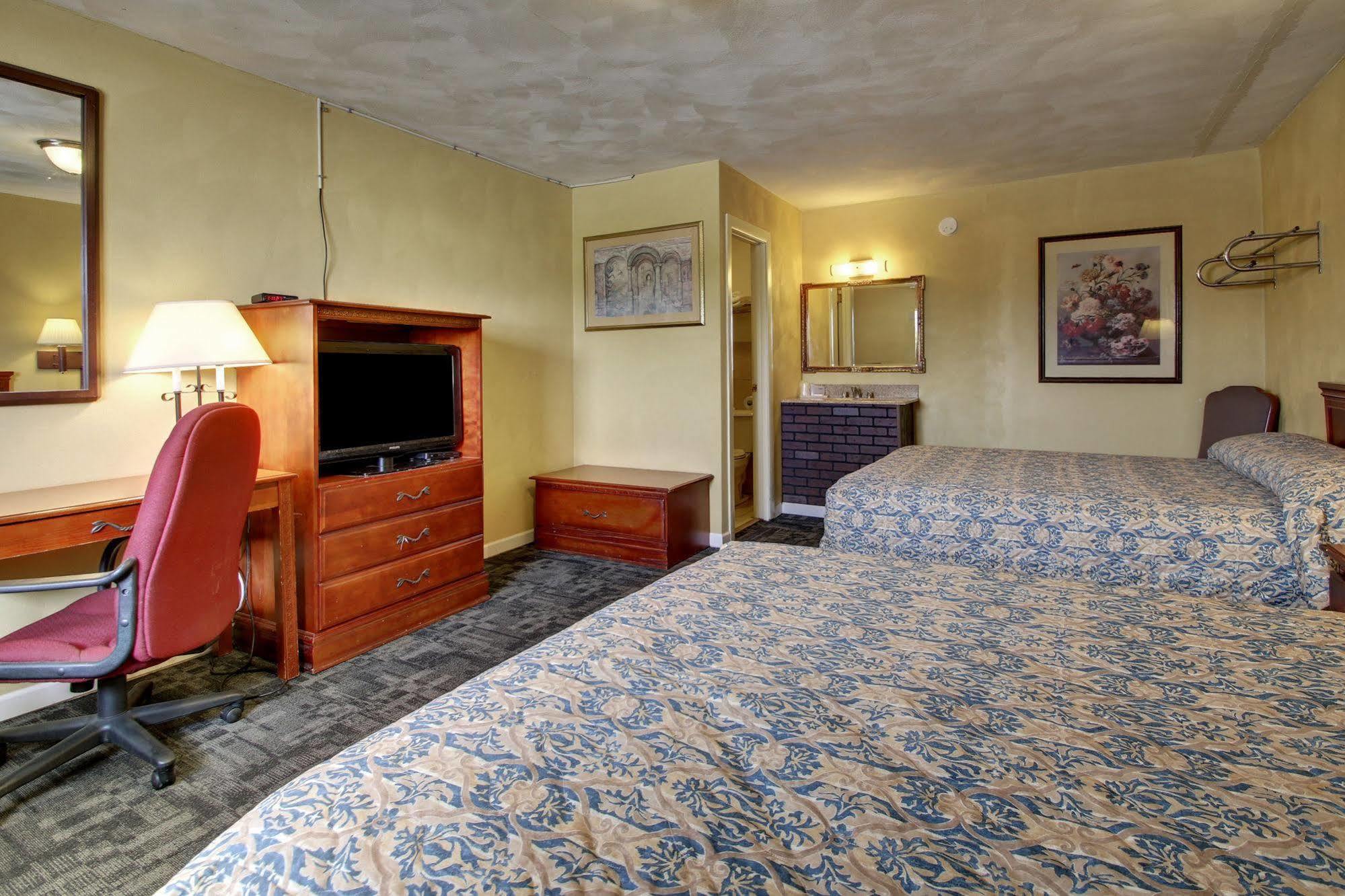 Star Motel Macomb Екстериор снимка